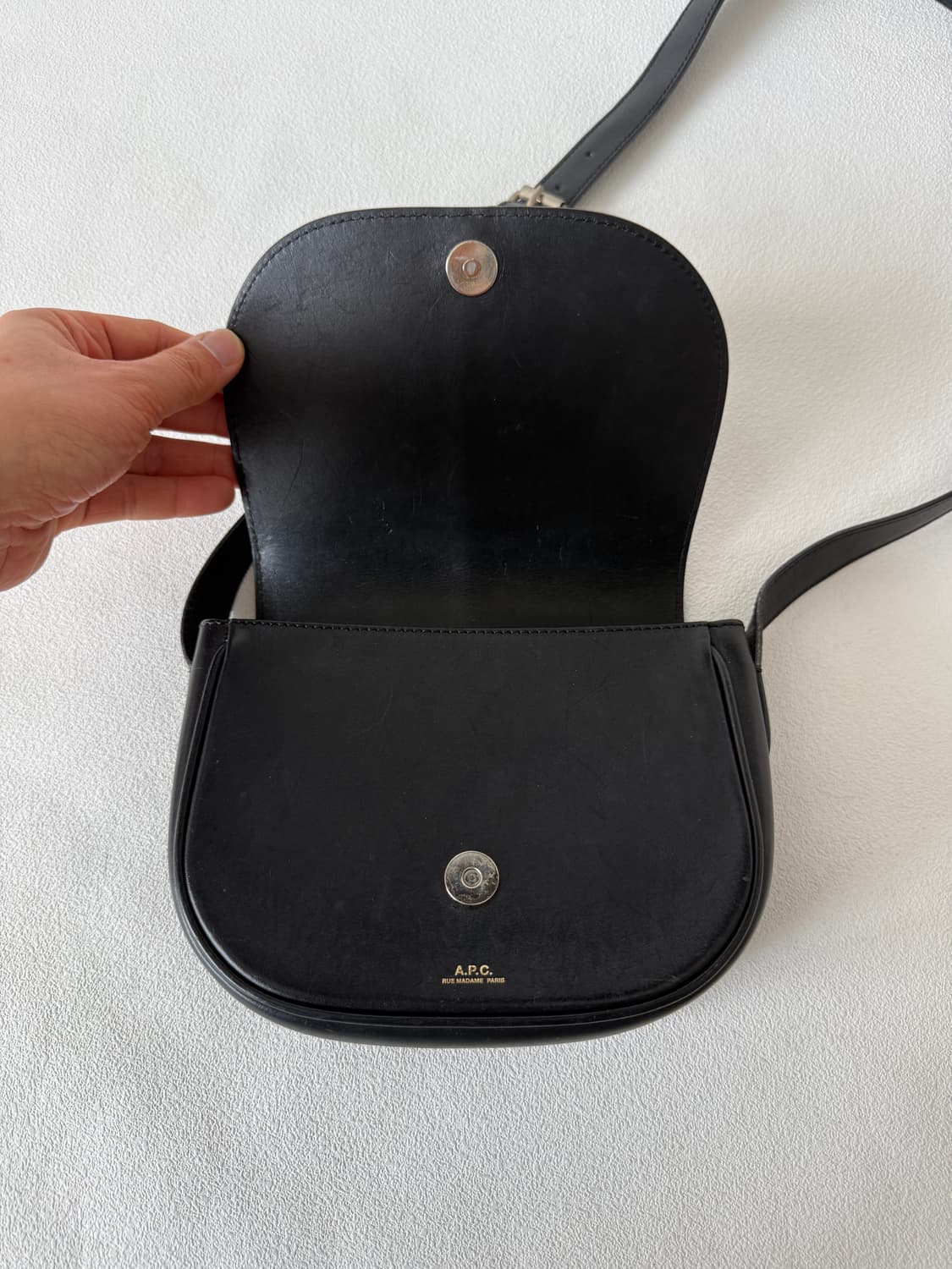 아페쎄(A.P.C) 레더 크로스백 상품이미지4