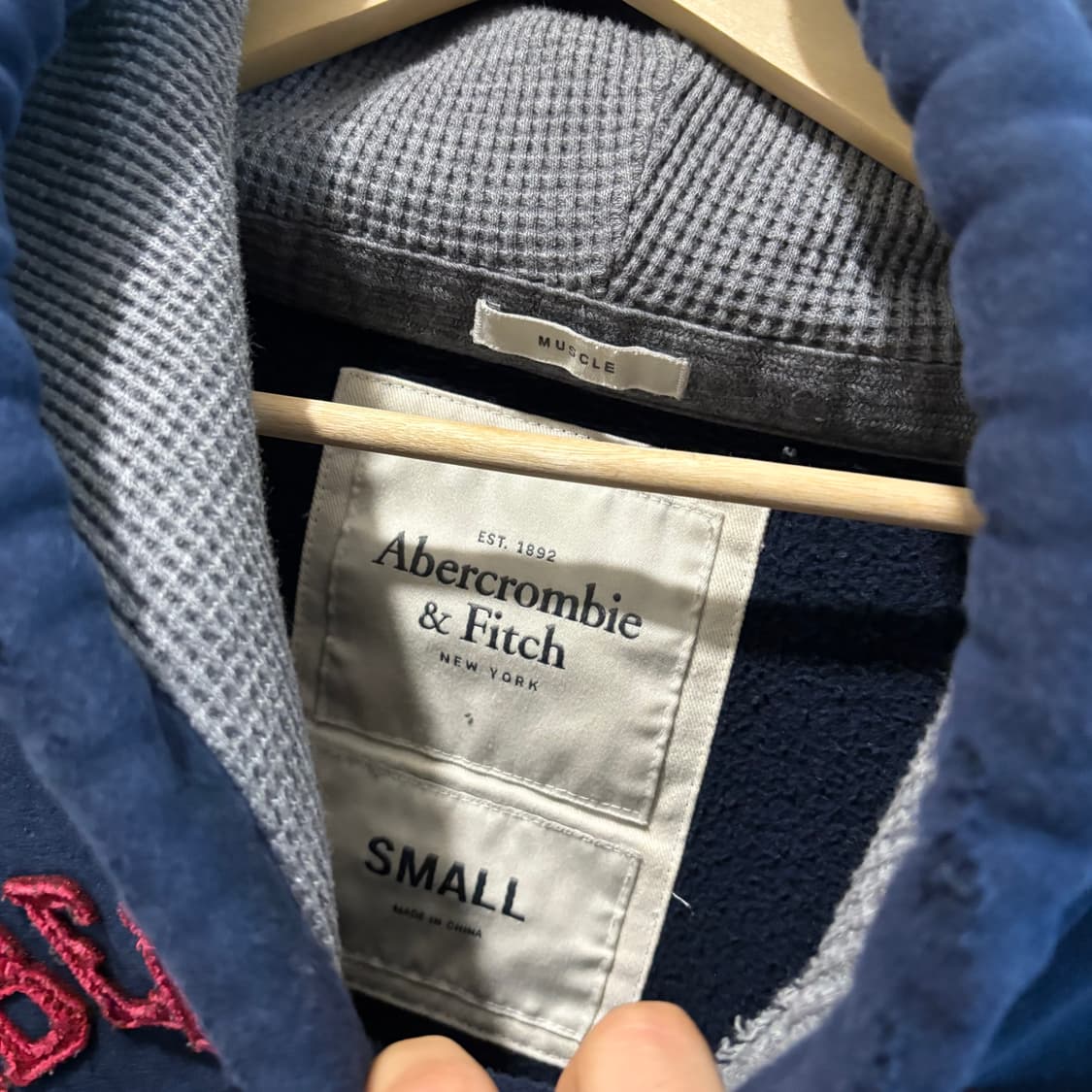 아베크롬비 빈티지 빅로고 후디 상품이미지3