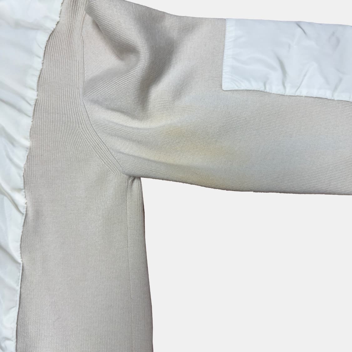 프라다 더블 칼라 풀오버 스웨터 상품이미지4