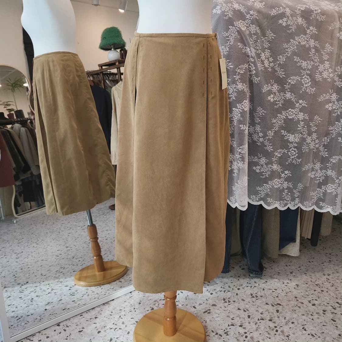 Biersch 스웨이드 플리츠 스커트 상품이미지8