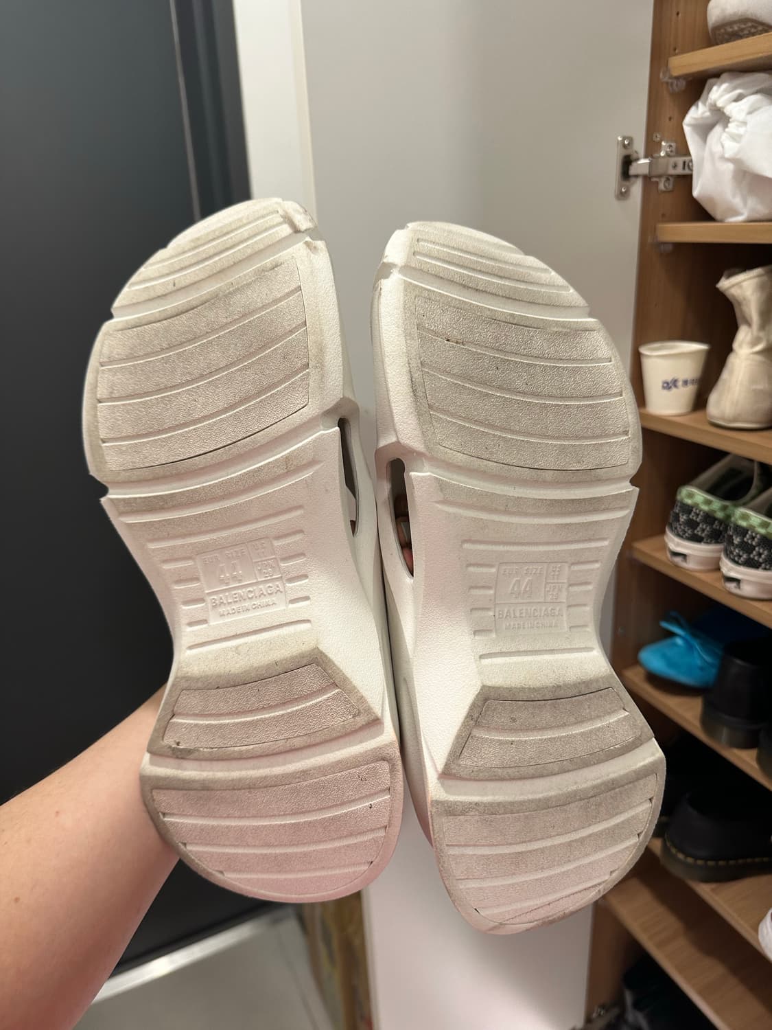 발렌시아가 몰드 클로즈드 44사이즈 상품이미지5