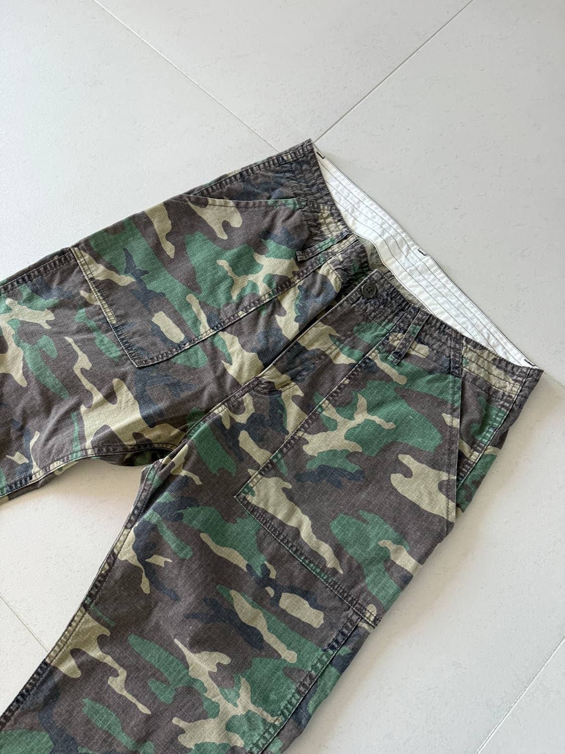 네이버후드 카모바지 상품이미지2
