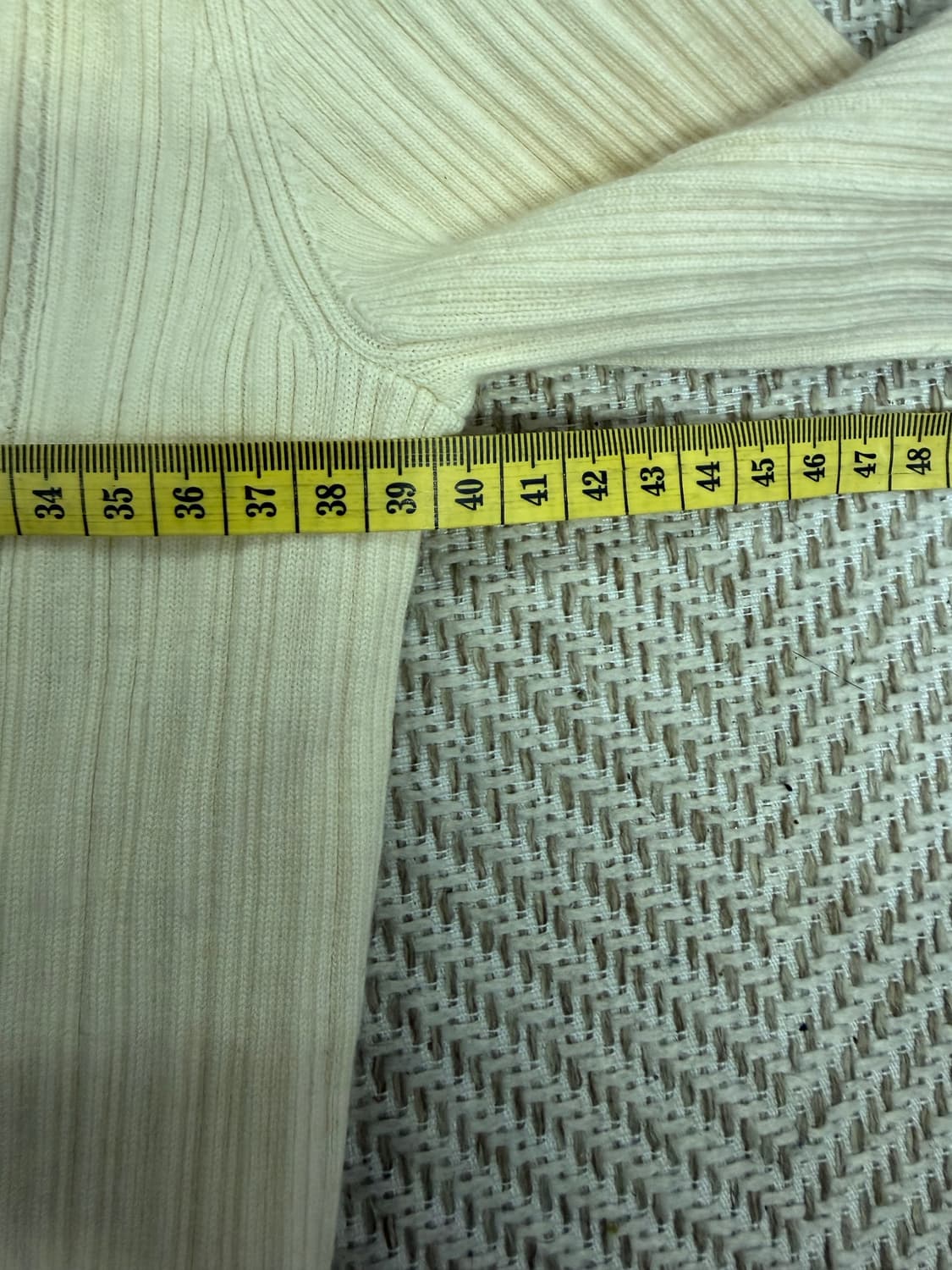 정품) TIME 타임 한섬 21ss 아이보리 금장버튼 가디건 90F 상품이미지9