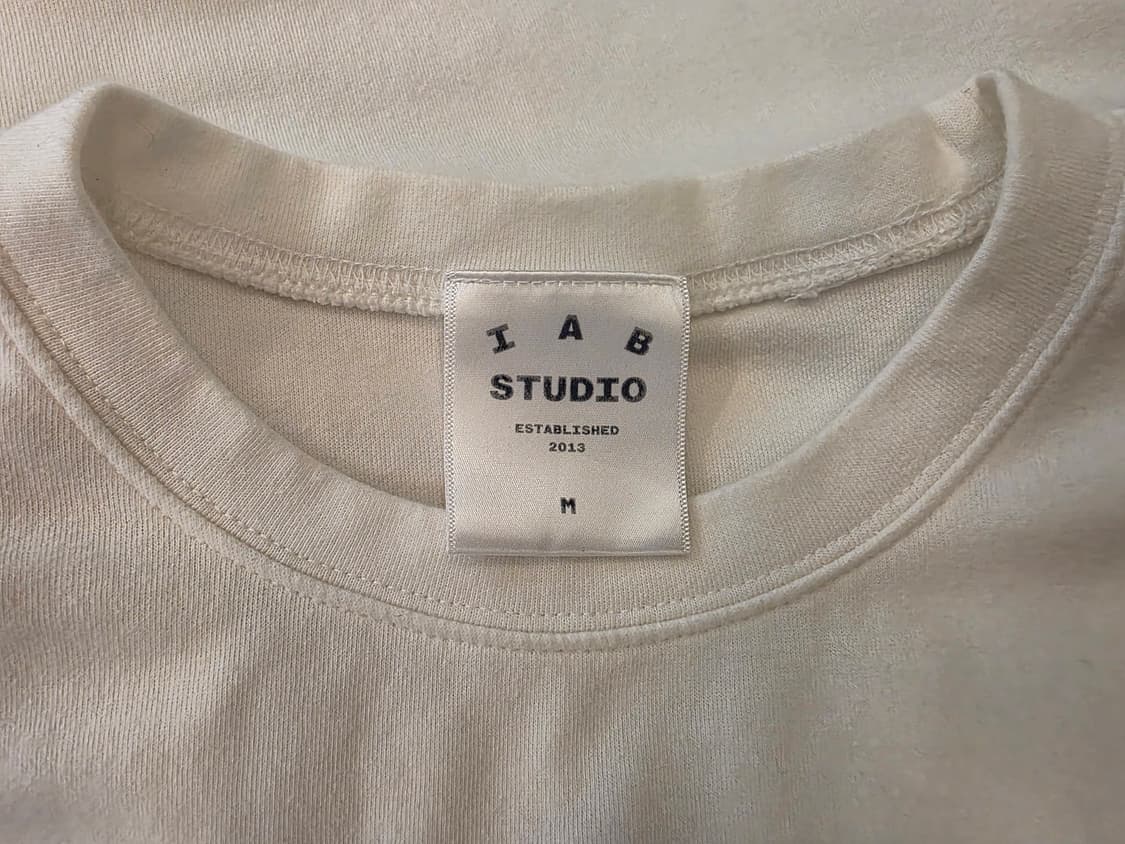 아이앱 스튜디오 10주년 반팔 화이트 M 상품이미지3