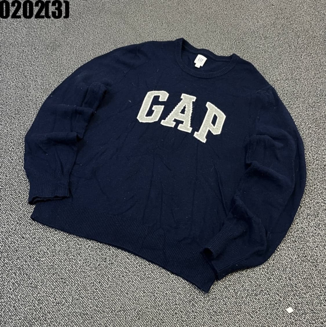 GAP 맨투맨 상품이미지1