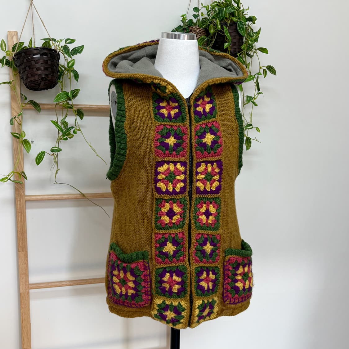 TITICACA 티티카카/ 모티브후드집업베스트 집업베스트 크로셰베스트 상품이미지1