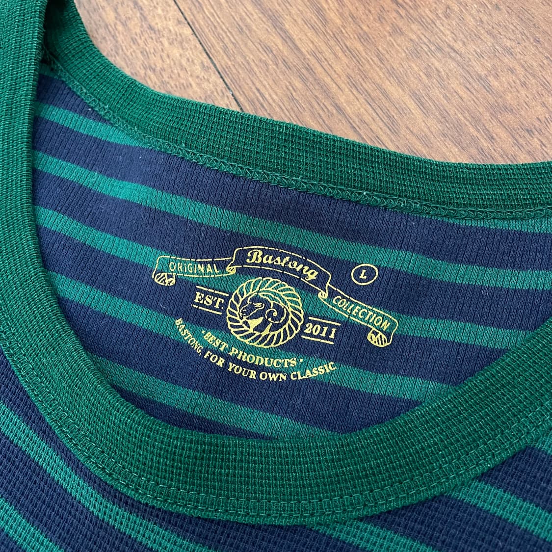 바스통 스트라이프 반팔티 상품이미지4