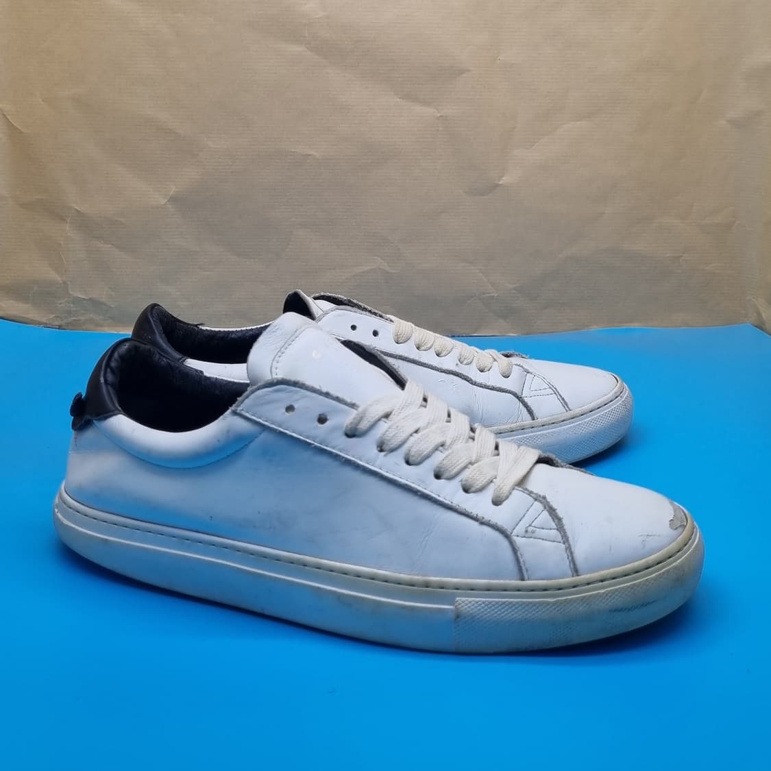 지방시 레더 남성스니커즈 270 상품이미지1