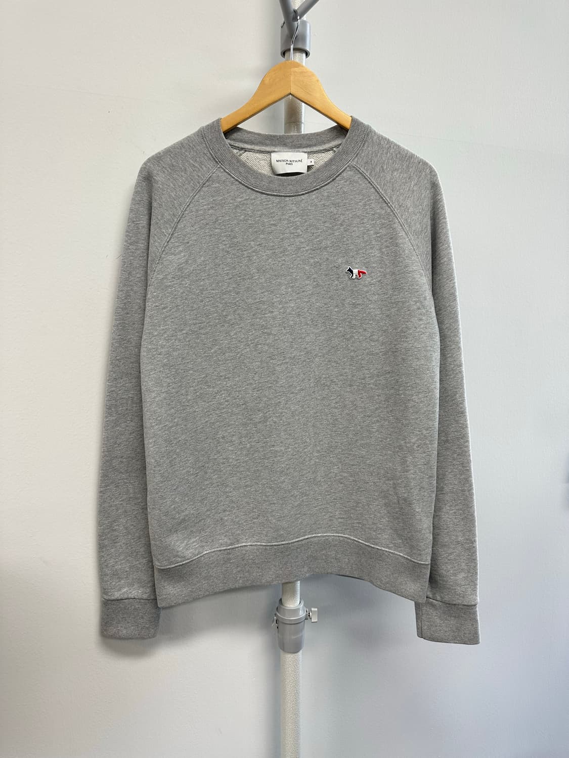 메종키츠네 트리컬러 로고 맨투맨 상품이미지1