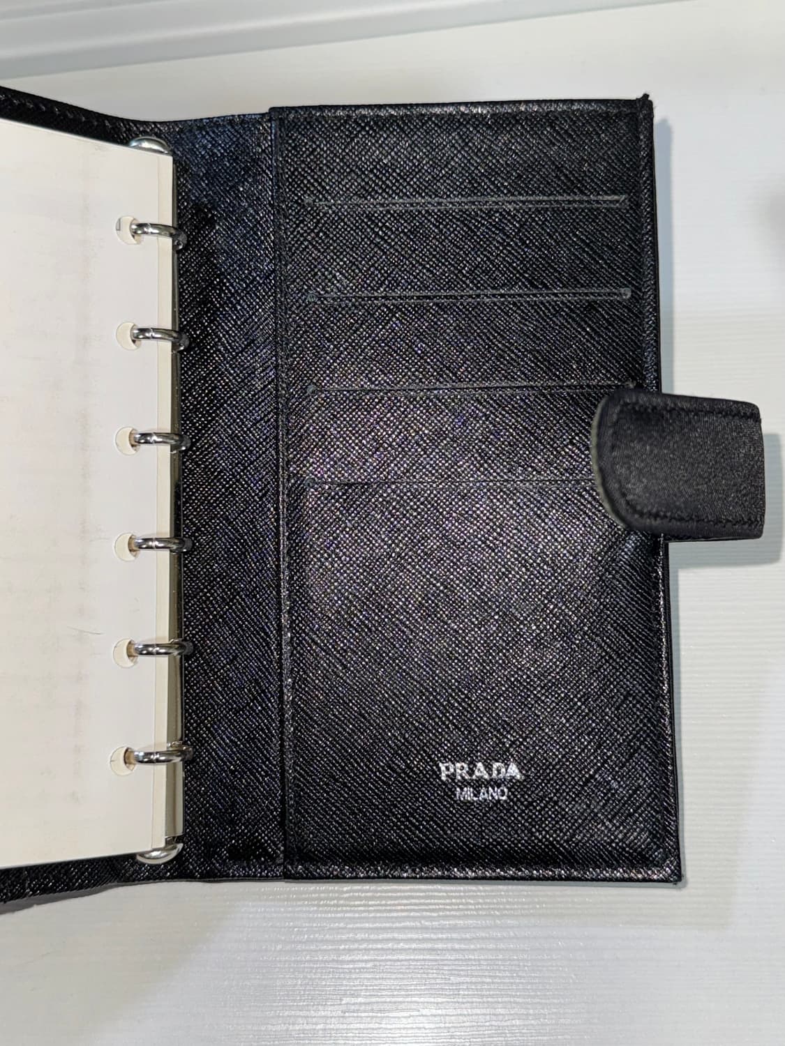 무료배송)프라다 A7 사이즈 다이어리 블랙 (박스포함) 상품이미지5