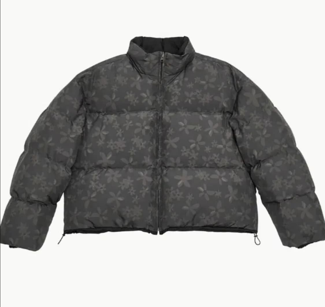 뉴진스 민지 착용, 아모멘토 플라워 푸퍼 패딩 상품이미지3