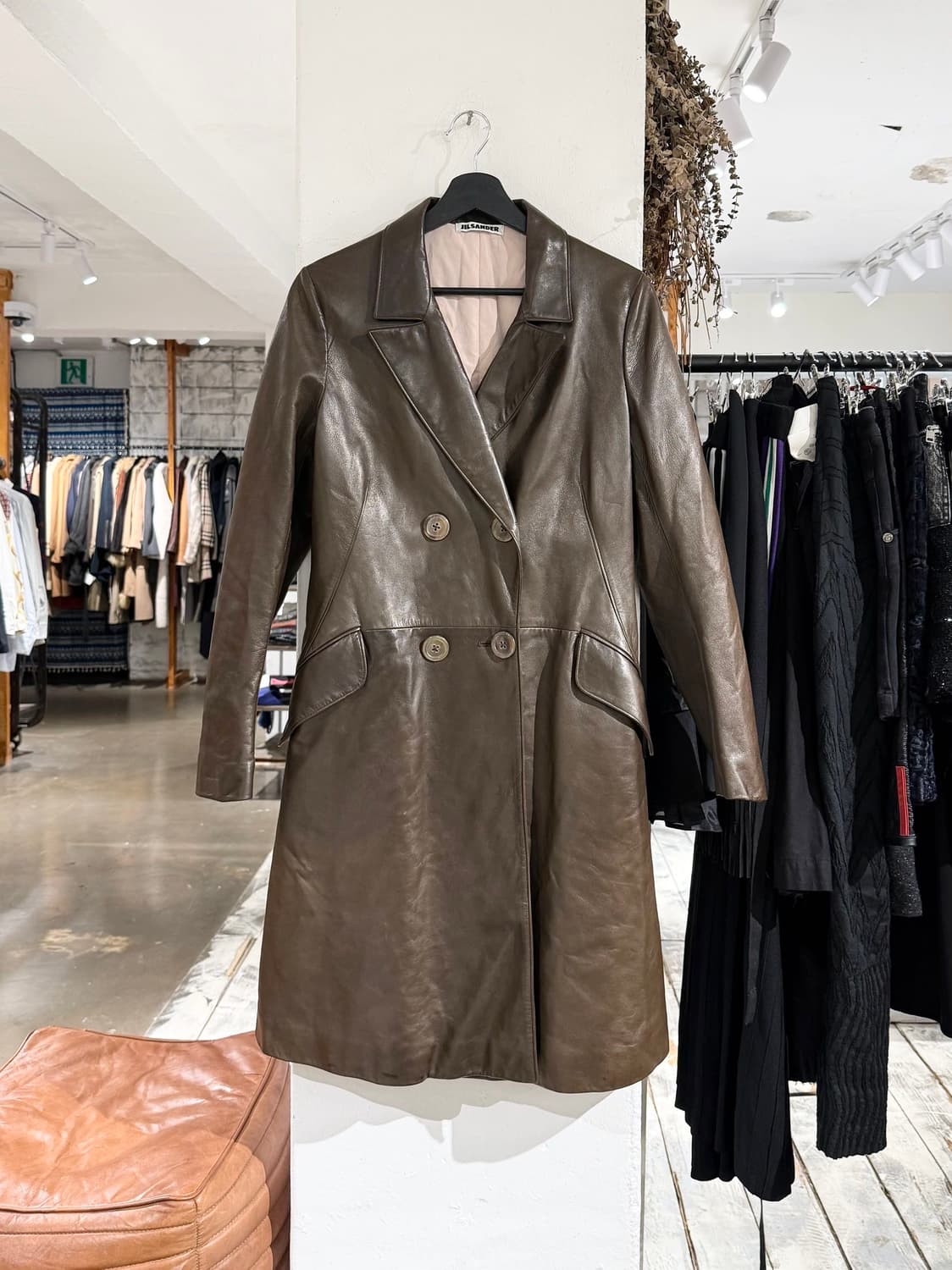 질샌더 브라운 레더 더블 롱 코트 상품이미지1