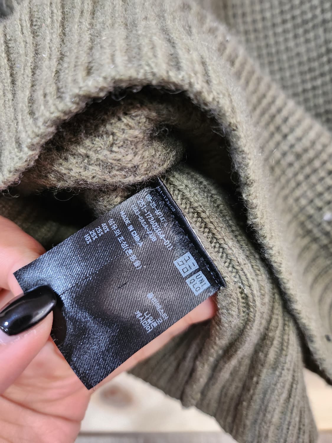 1008) 유니클로 터틀넥 캐시미어블랜드 니트 상품이미지4