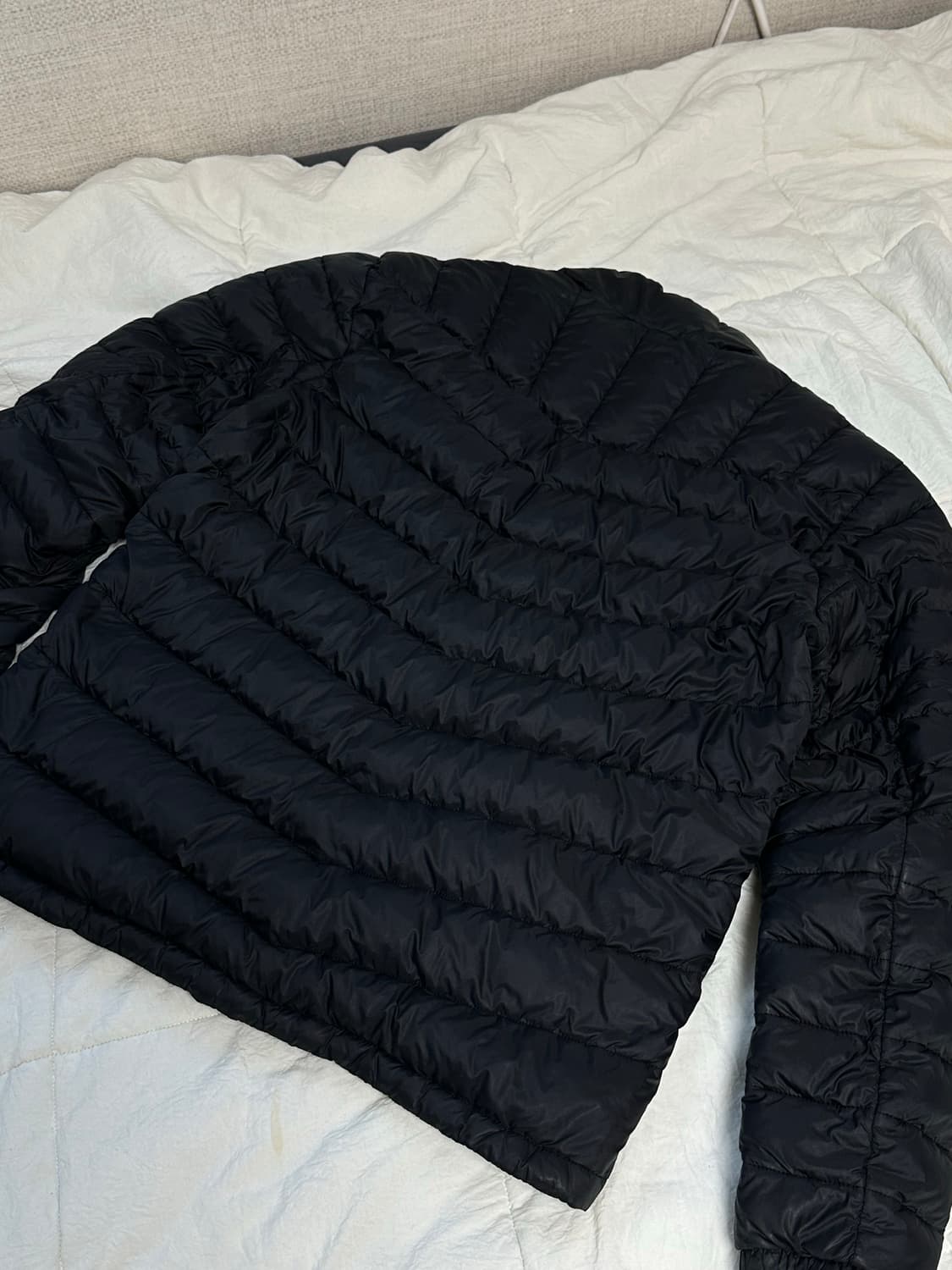 몽벨 경량 패딩 라지 상품이미지2