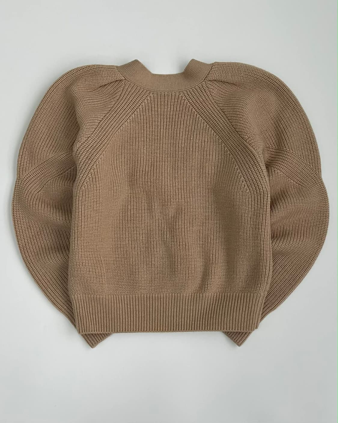 [XS]IRO 이로 22ss 신형 오디나 메리노 울 브이넥 니트 상품이미지2