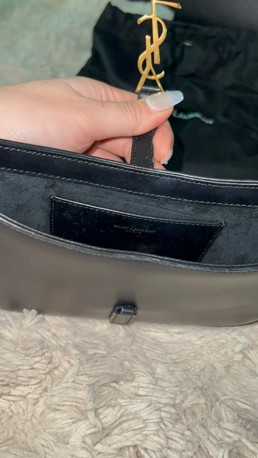 생로랑 미니 호보백 블랙 상품이미지4