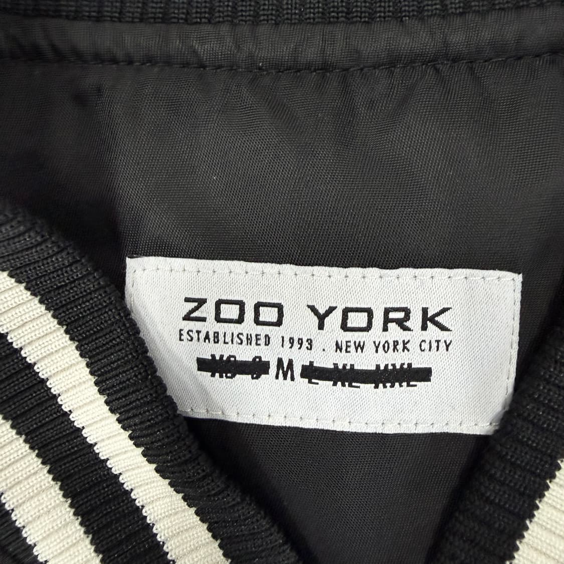 (M)쥬욕 Zooyork 베이스볼 자켓(블랙,검흰) 상품이미지2