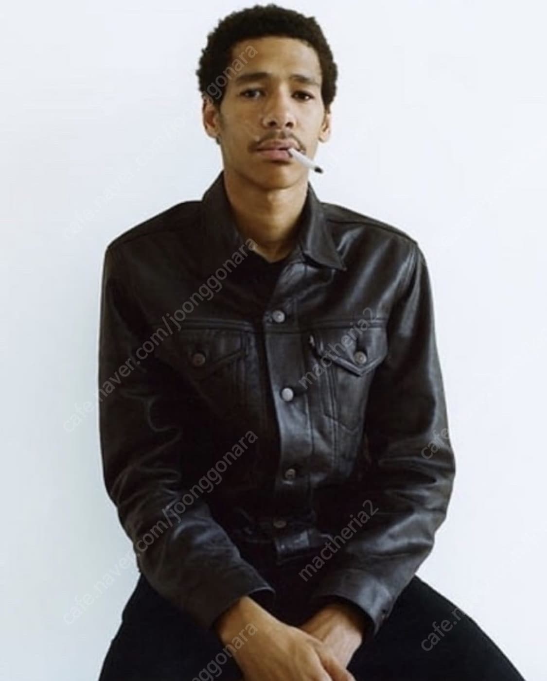 (구매) 슈프림 11fw 리바이스 콜라보 레더 트러커 구매합니다 상품이미지1