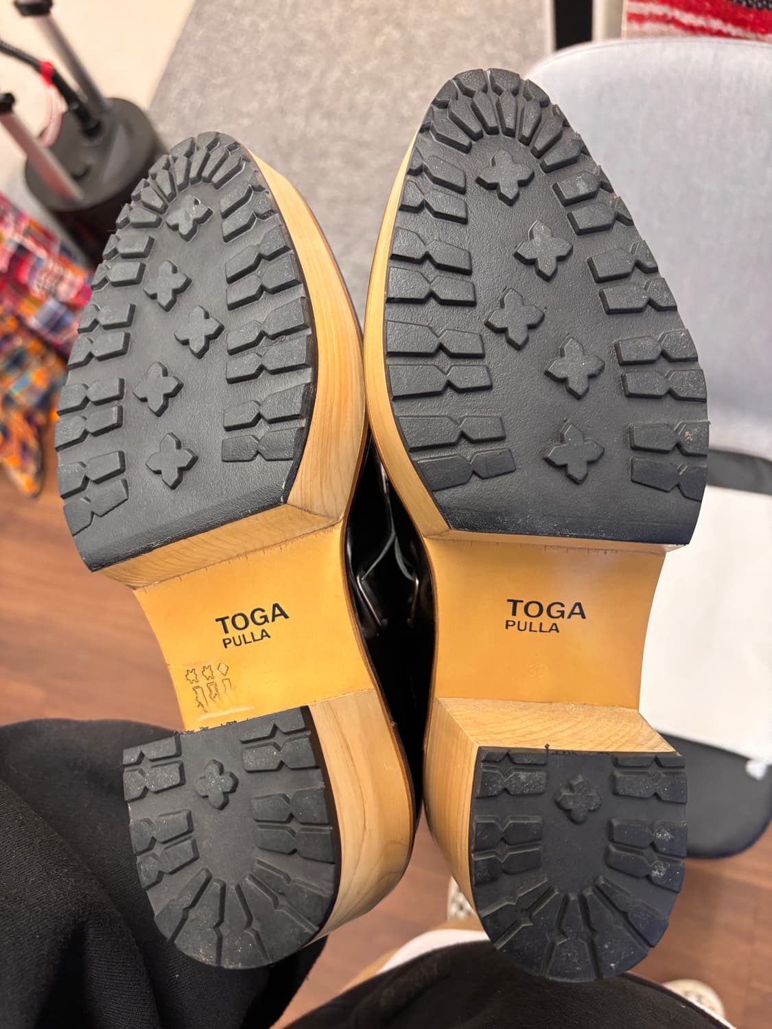 Toga pulla wood flat foam shoes 상품이미지5