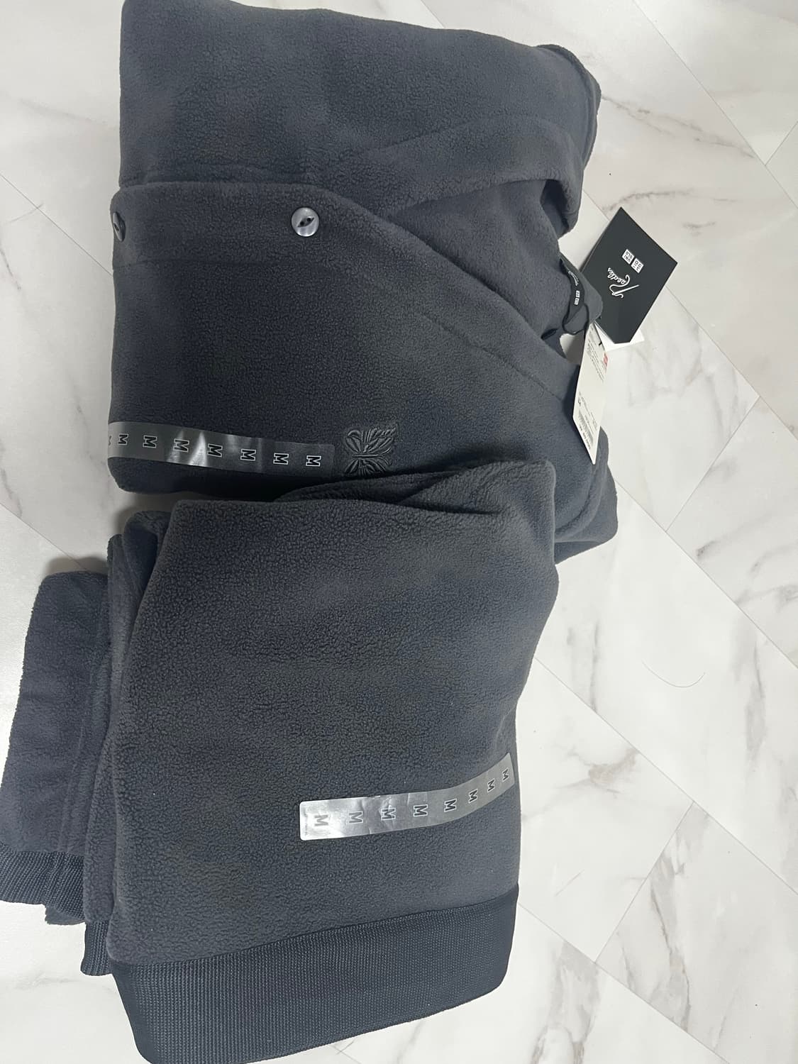 유니클로 니들스 콜라보 플리스셋업 다크그레이m사이즈 상품이미지1