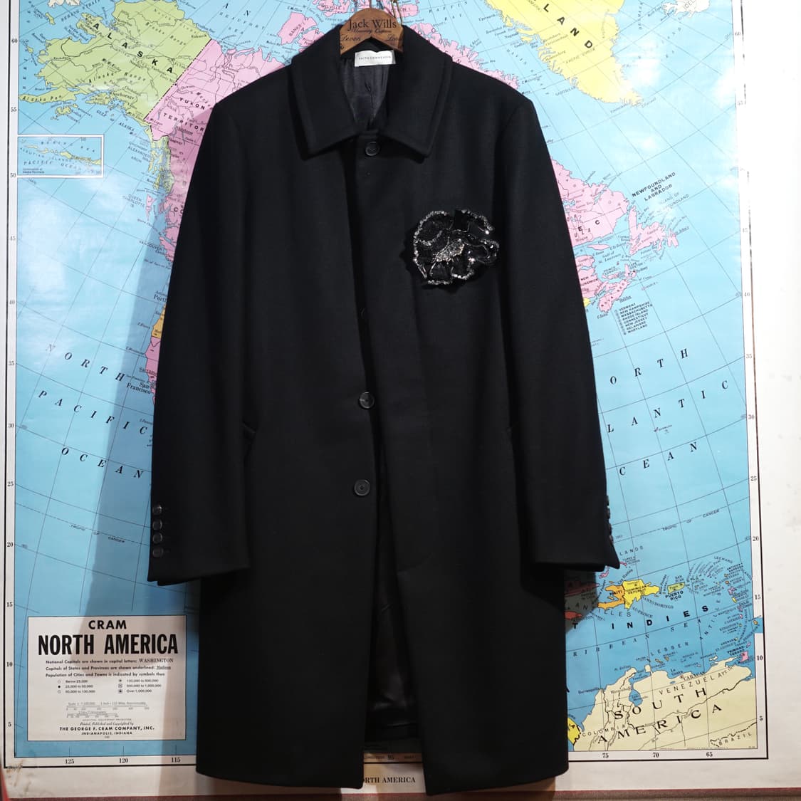 페이스 커넥션 플라워 비즈 코트 상품이미지2