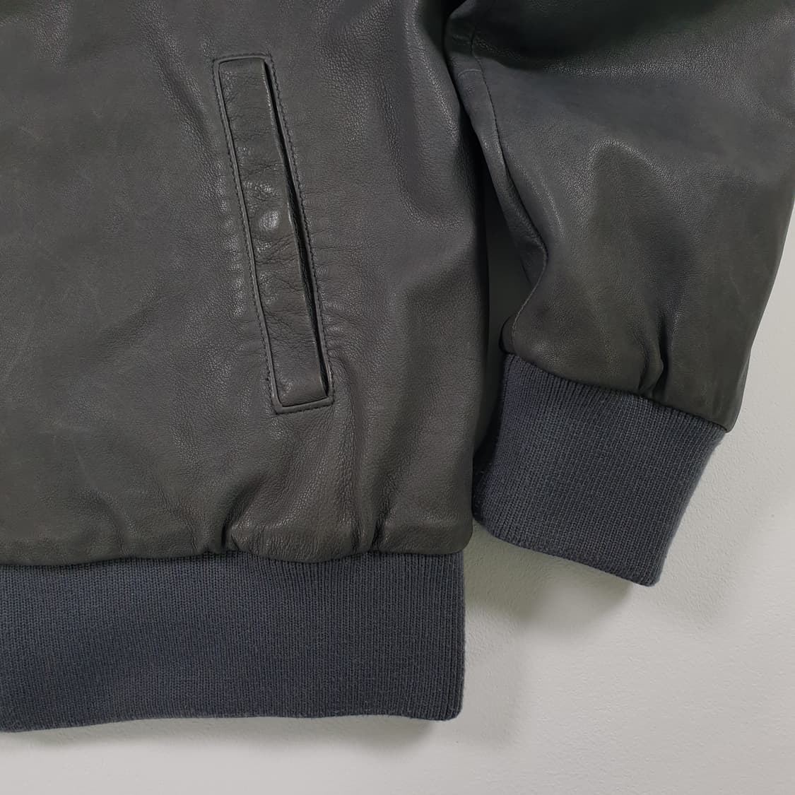 Eleventy 엘레벤 가죽 봄버 자켓 상품이미지5