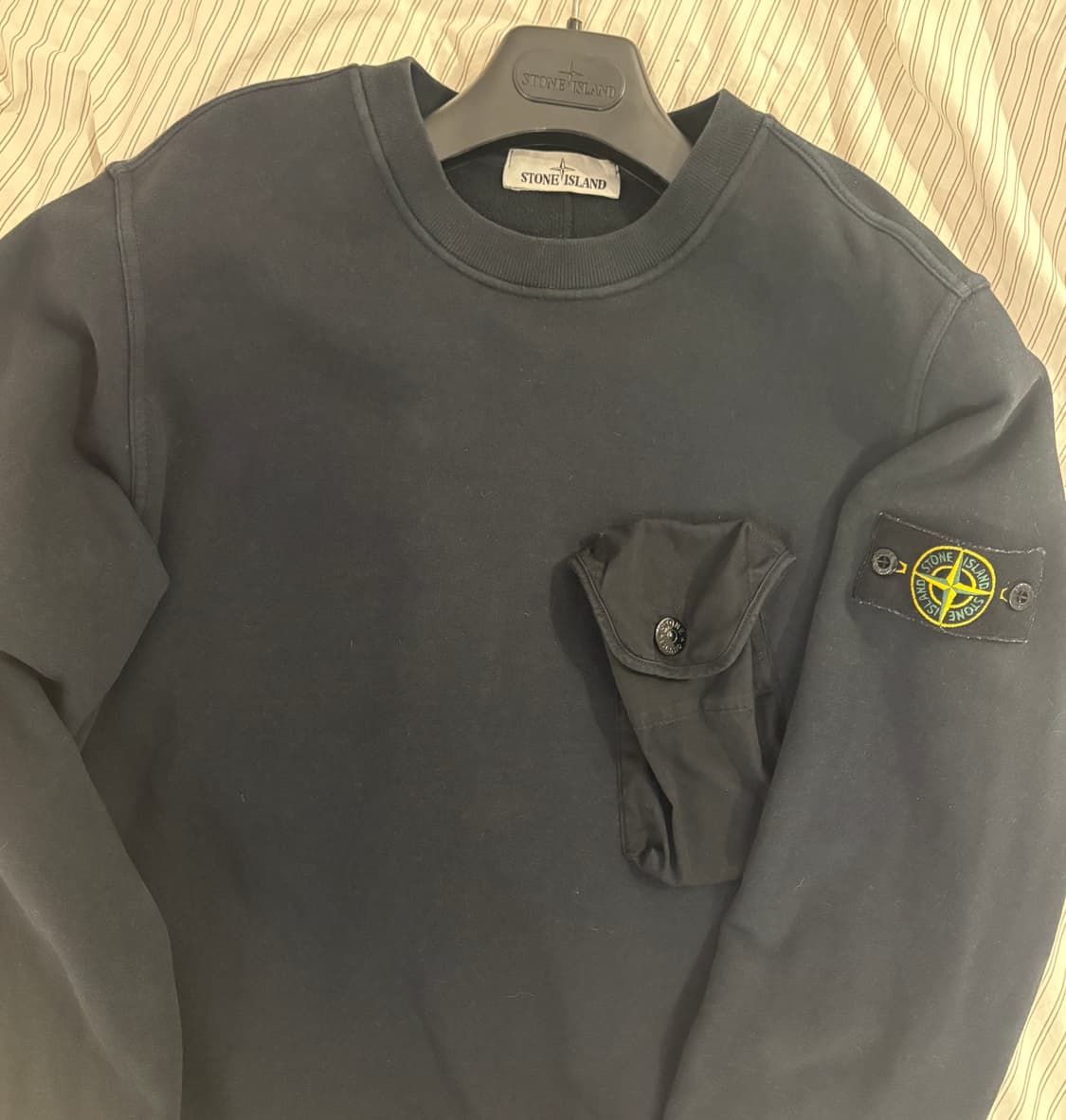 스톤아일랜드 블랙M 맨투맨 기모 상품이미지2