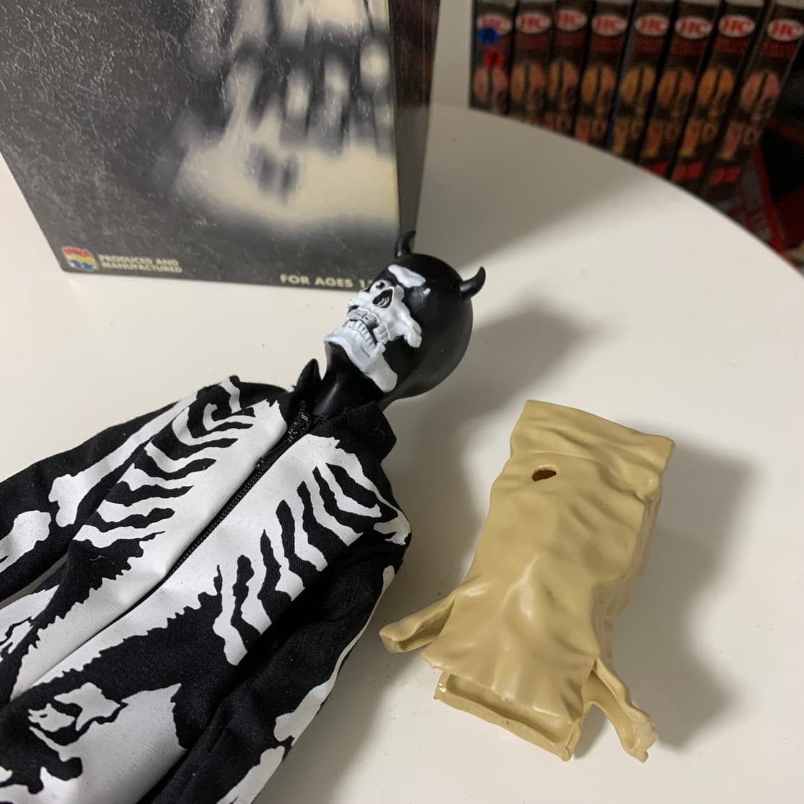 💀메디콤 1/6 atom-age VAMPIRE 피규어 상품이미지3