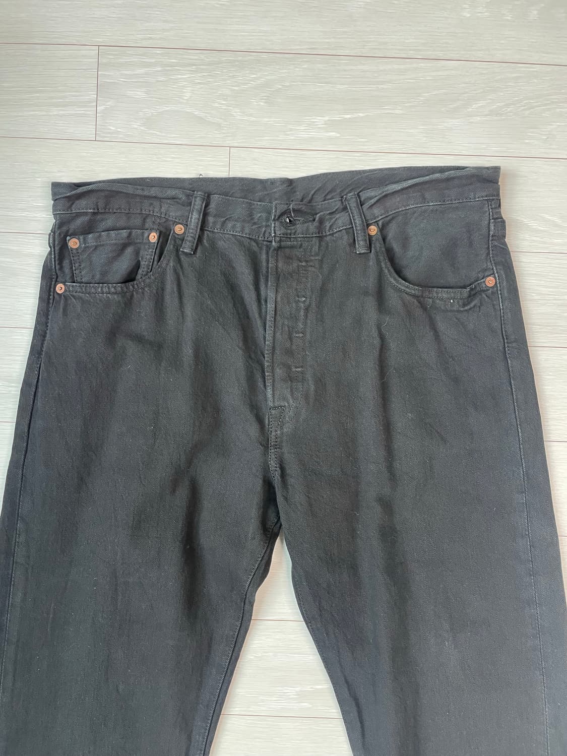 리바이스 501 블랙 데님 팬츠 상품이미지2