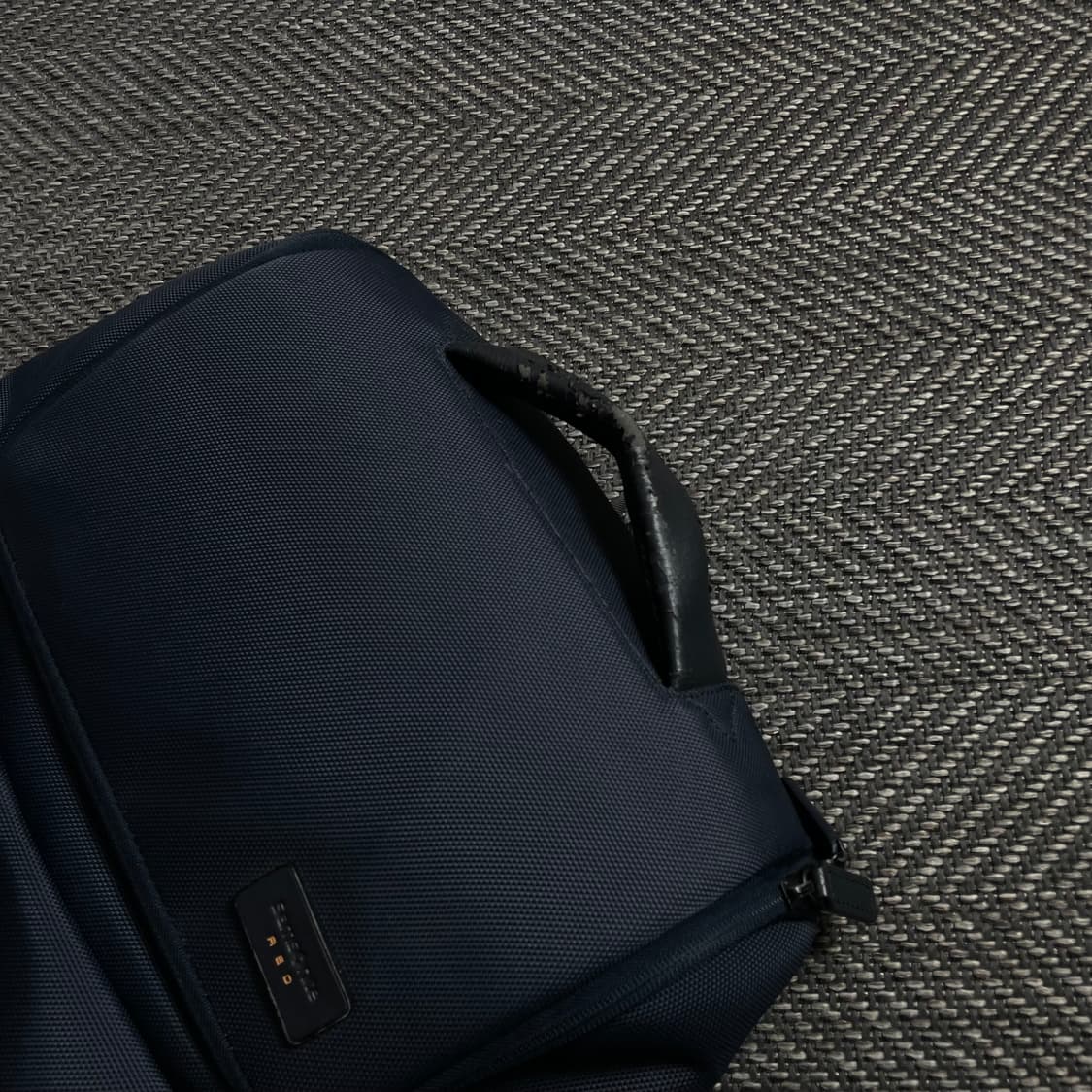 샘소나이트 미니멀 네이비 백팩y 4710 상품이미지5