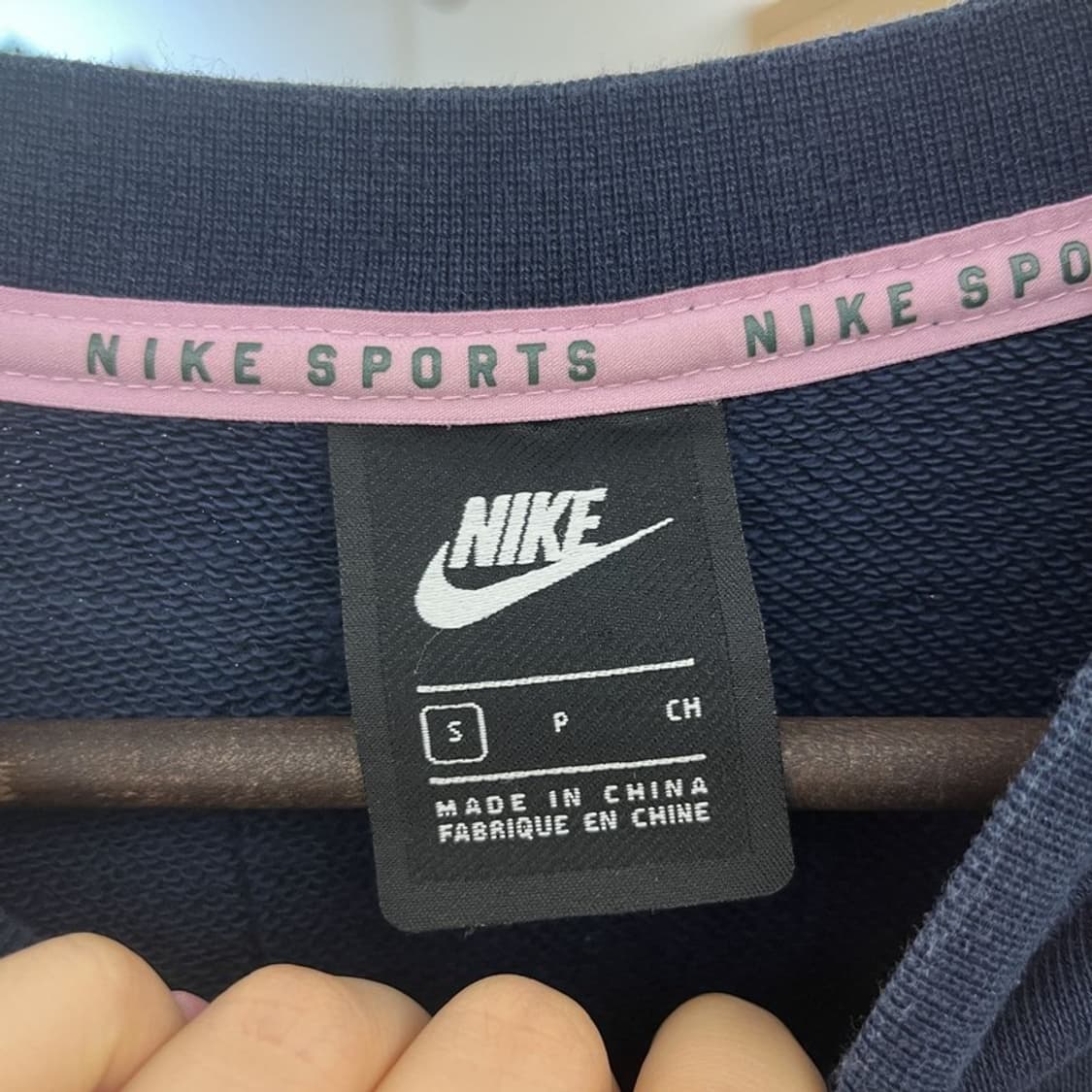 나이키 올드스쿨 레트로 스트릿 빅프린팅 크롭 맨투맨 S C11027 상품이미지5