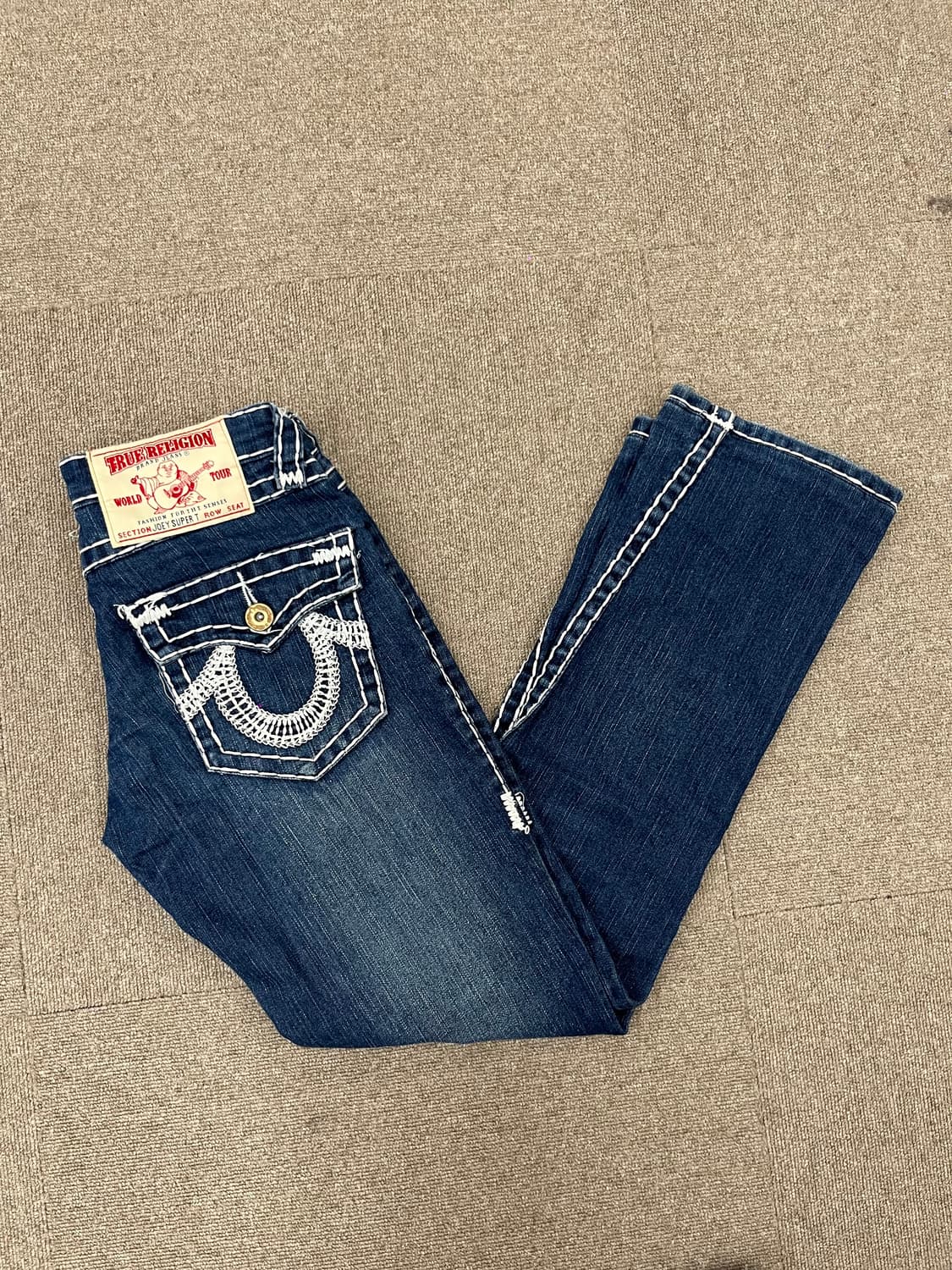 TureReligion white stitched jeans 상품이미지1