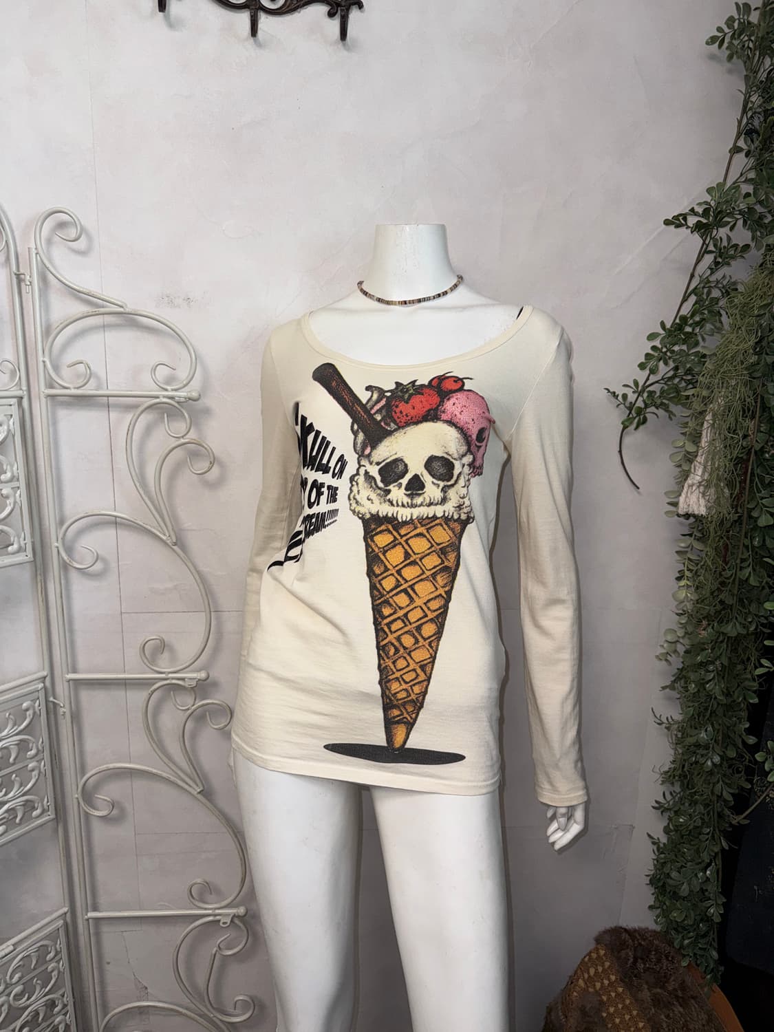 Ivory ice cream skull slim loose sleeve 상품이미지1