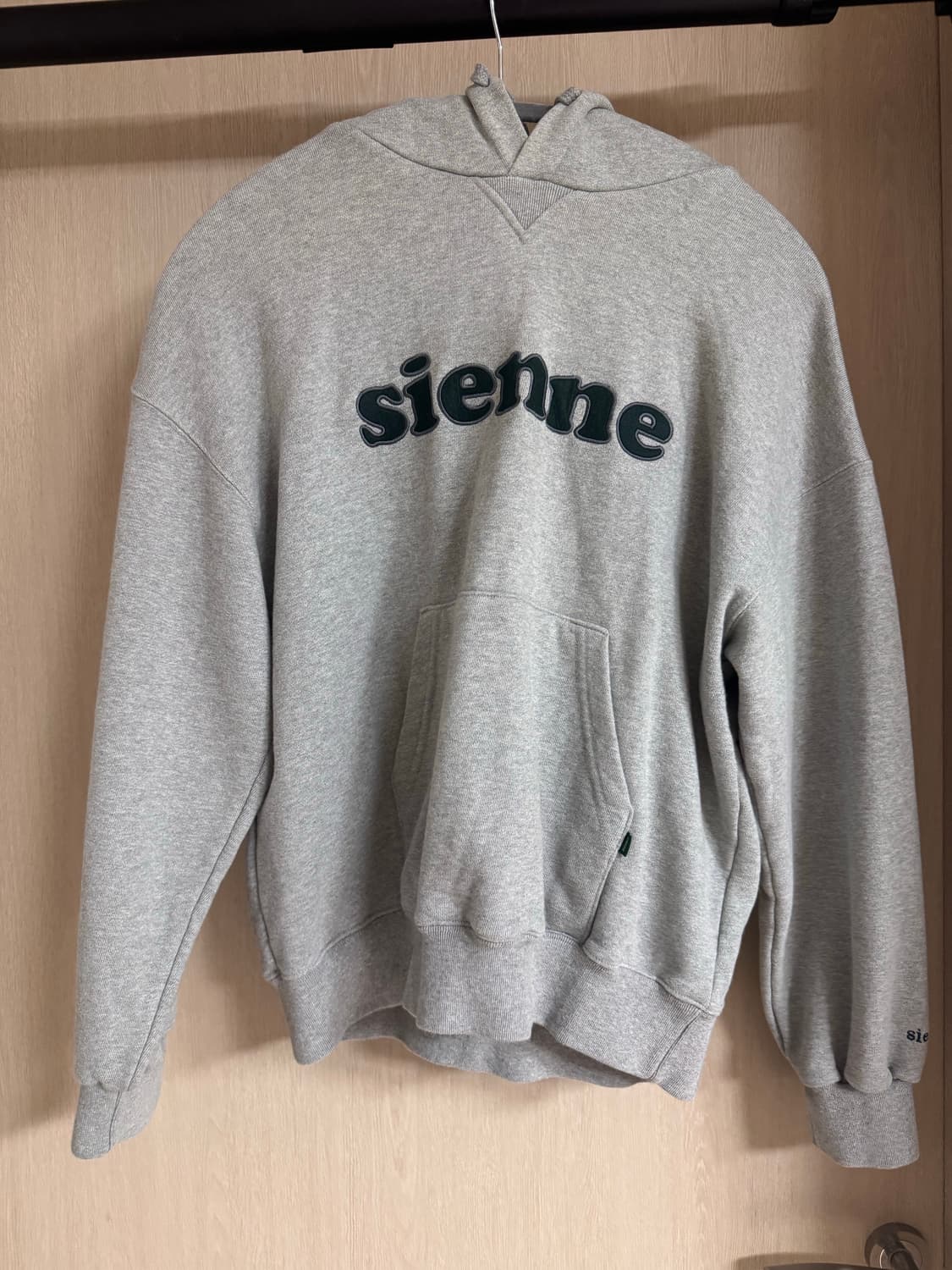 시엔느 후드티 상품이미지1
