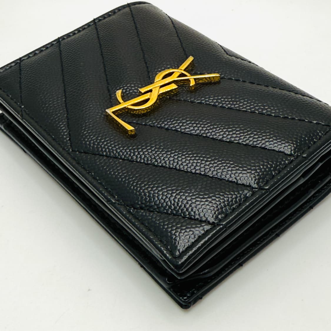입생로랑 지갑 상품이미지5