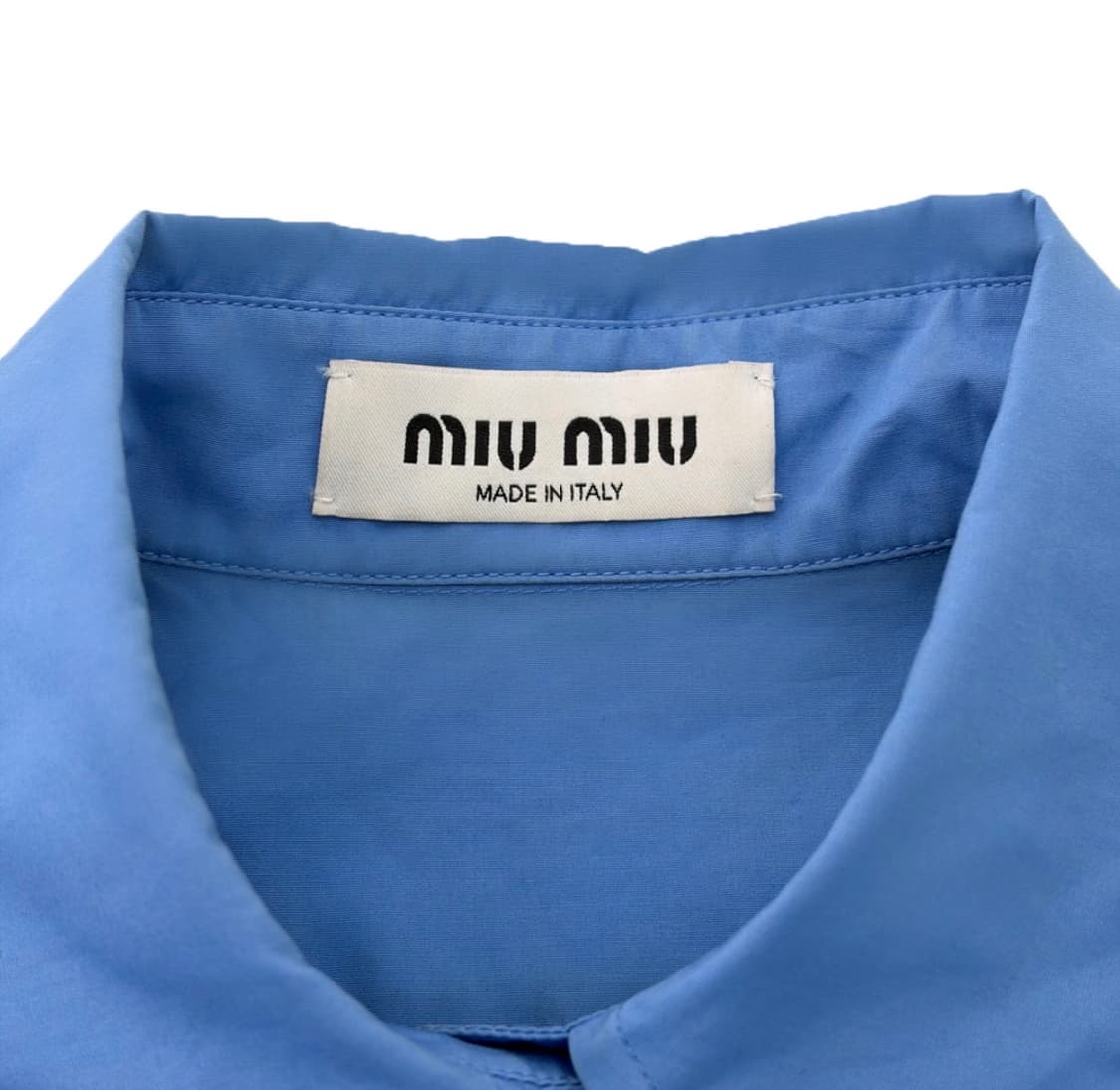 [36] 미우미우 자수 로고 포플린 오버사이즈 롱 셔츠 페리윙클 블루 상품이미지8