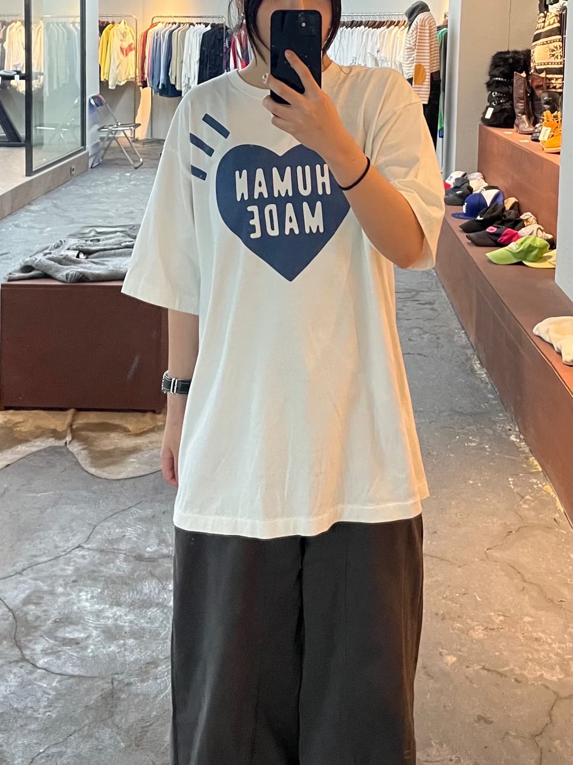 휴먼메이드 네이비 하트 로고 반팔 H590 상품이미지1