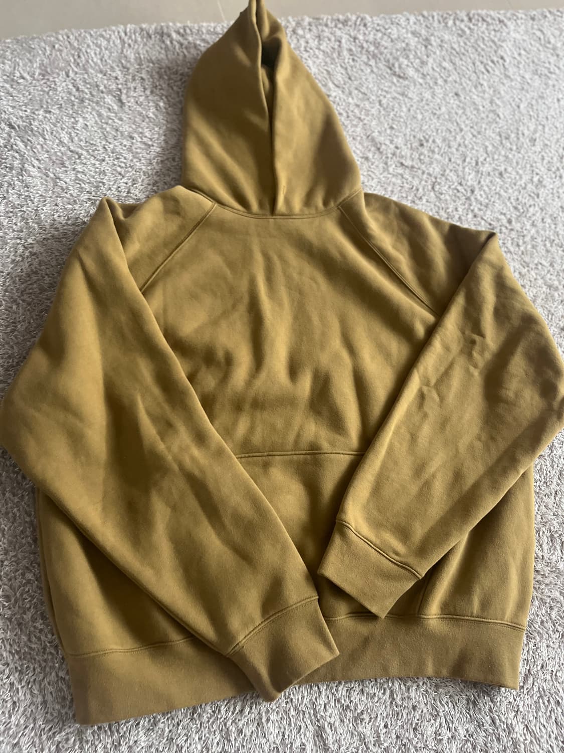 새상품)피오갓 에센셜 후드티 머스타드 M 상품이미지3