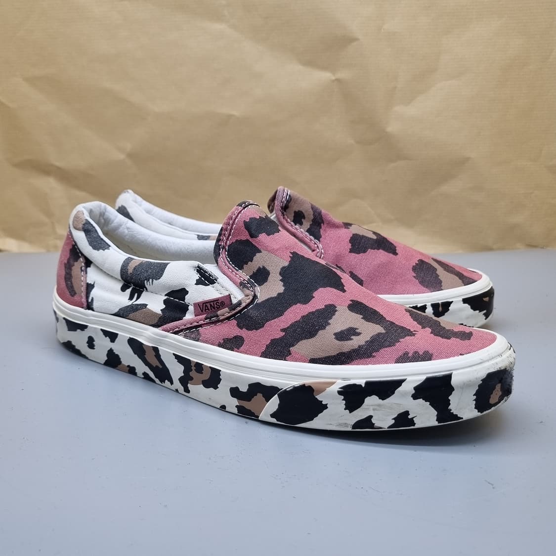 반스 클래식 로즈 레오파드 슬립온250 상품이미지1