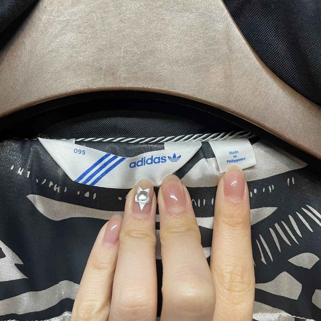 아디다스 블랙 누빔 자켓 상품이미지8