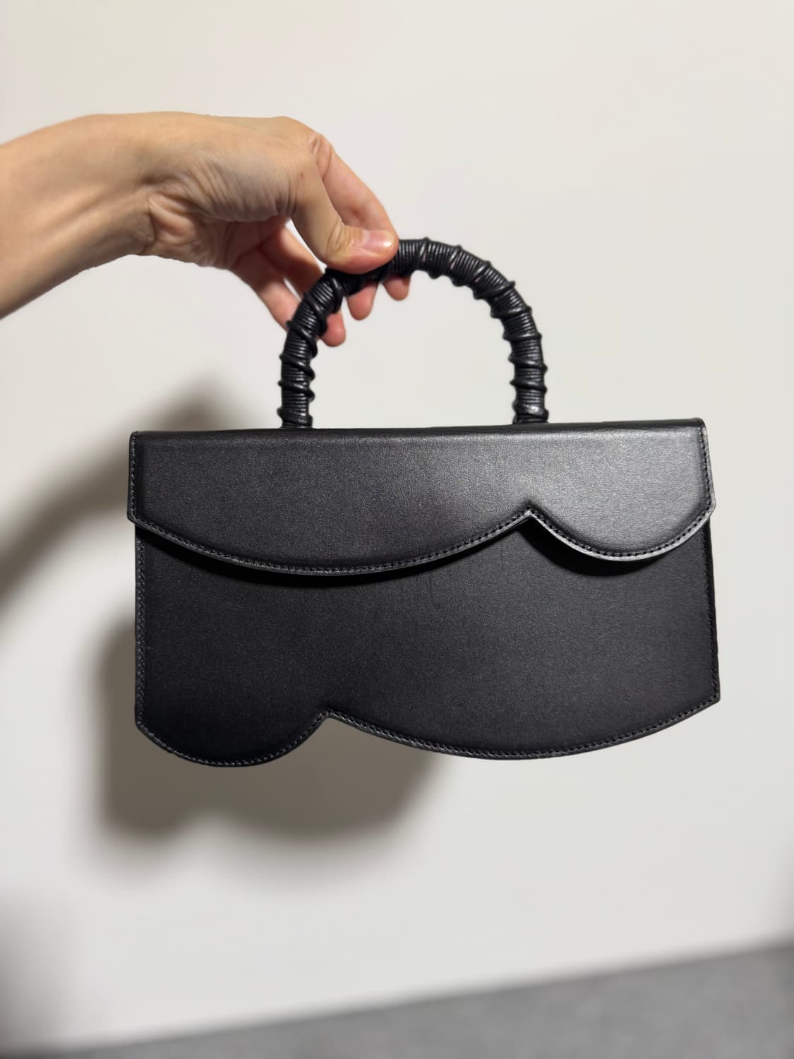 oui.tt 누아즈백 상품이미지1