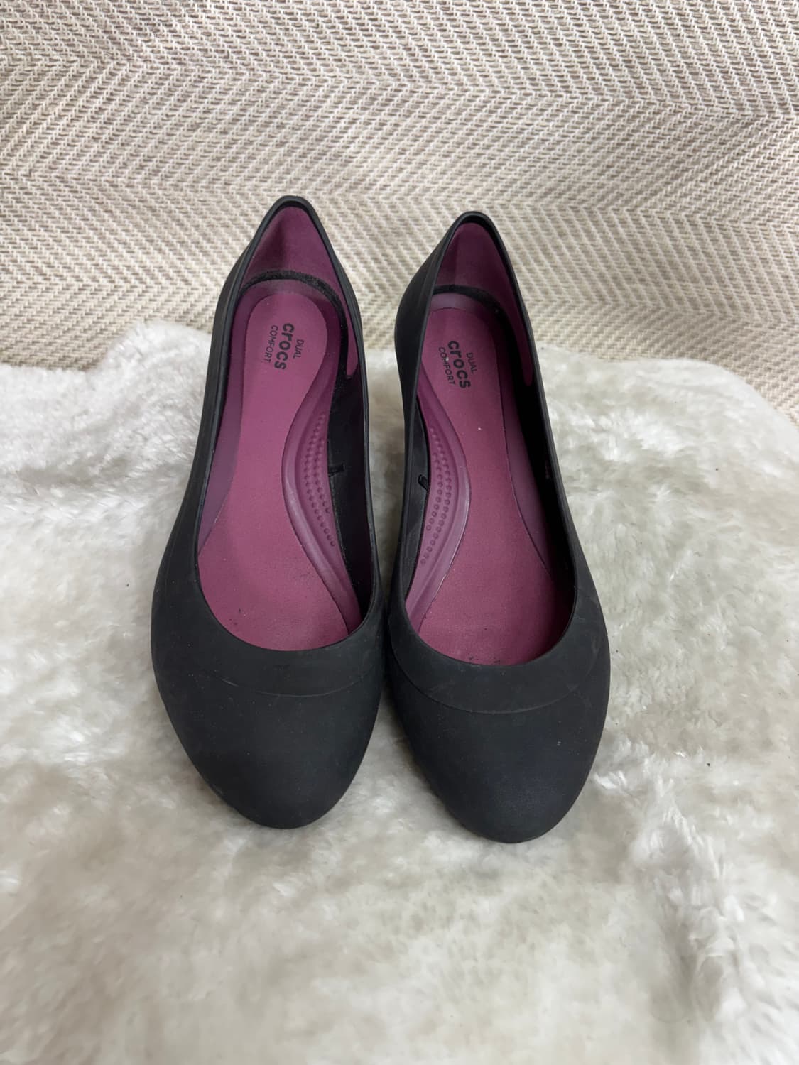 크록스 리나 웨지 펌프스 250 상품이미지1