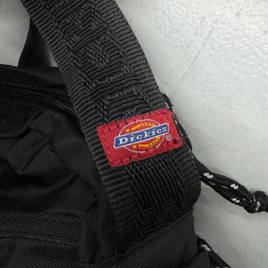 디키즈 Y2K 미니 크로스백 블랙 상품이미지5