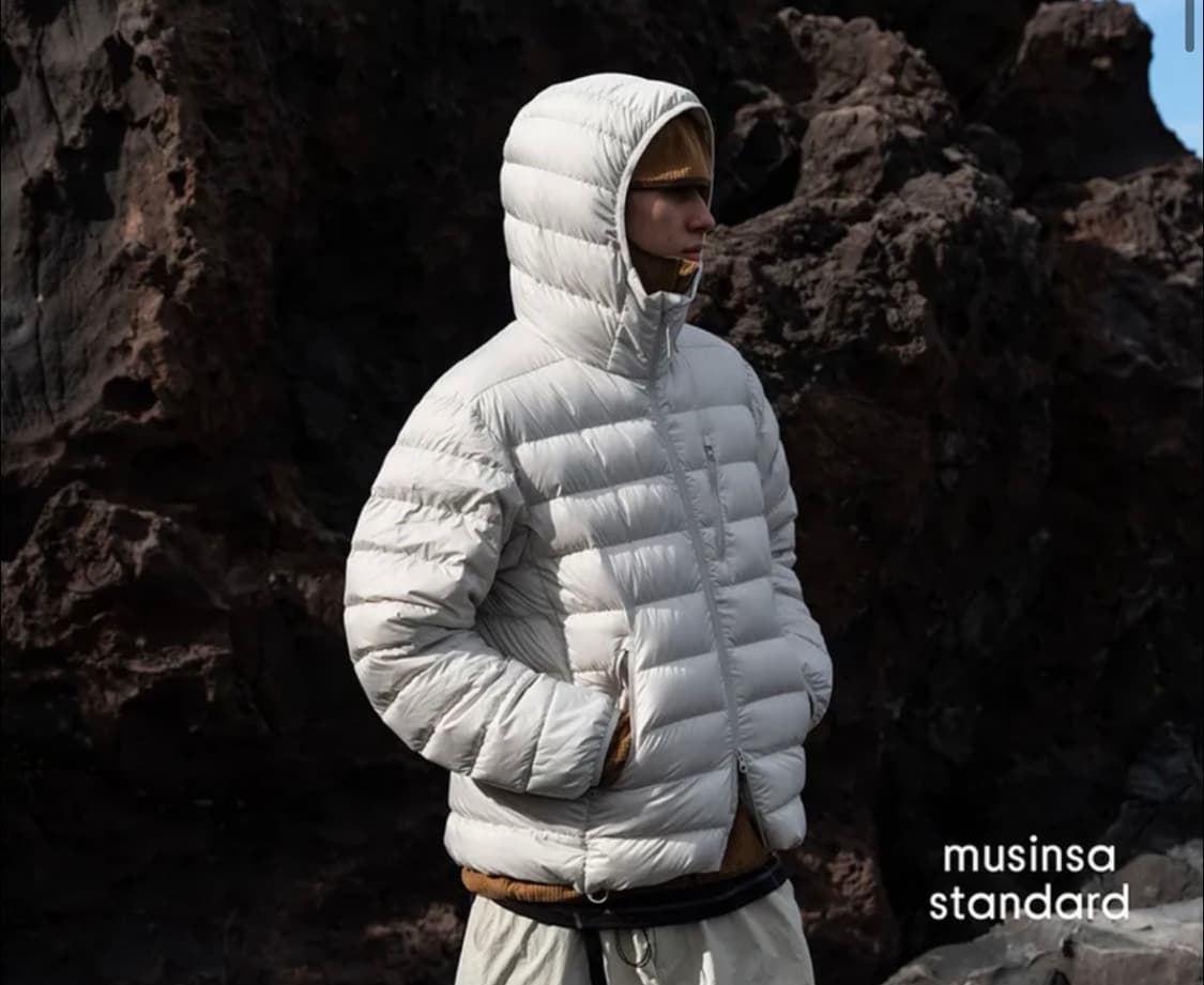 시티 레저 후디드 라이트 다운 재킷 [스톤 화이트] 상품이미지1