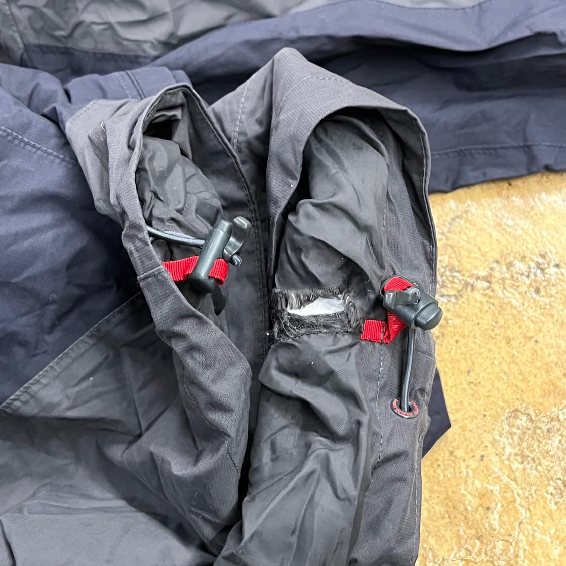 [정품/M] 마무트 드라이테크 바람막이 자켓 b17 상품이미지5