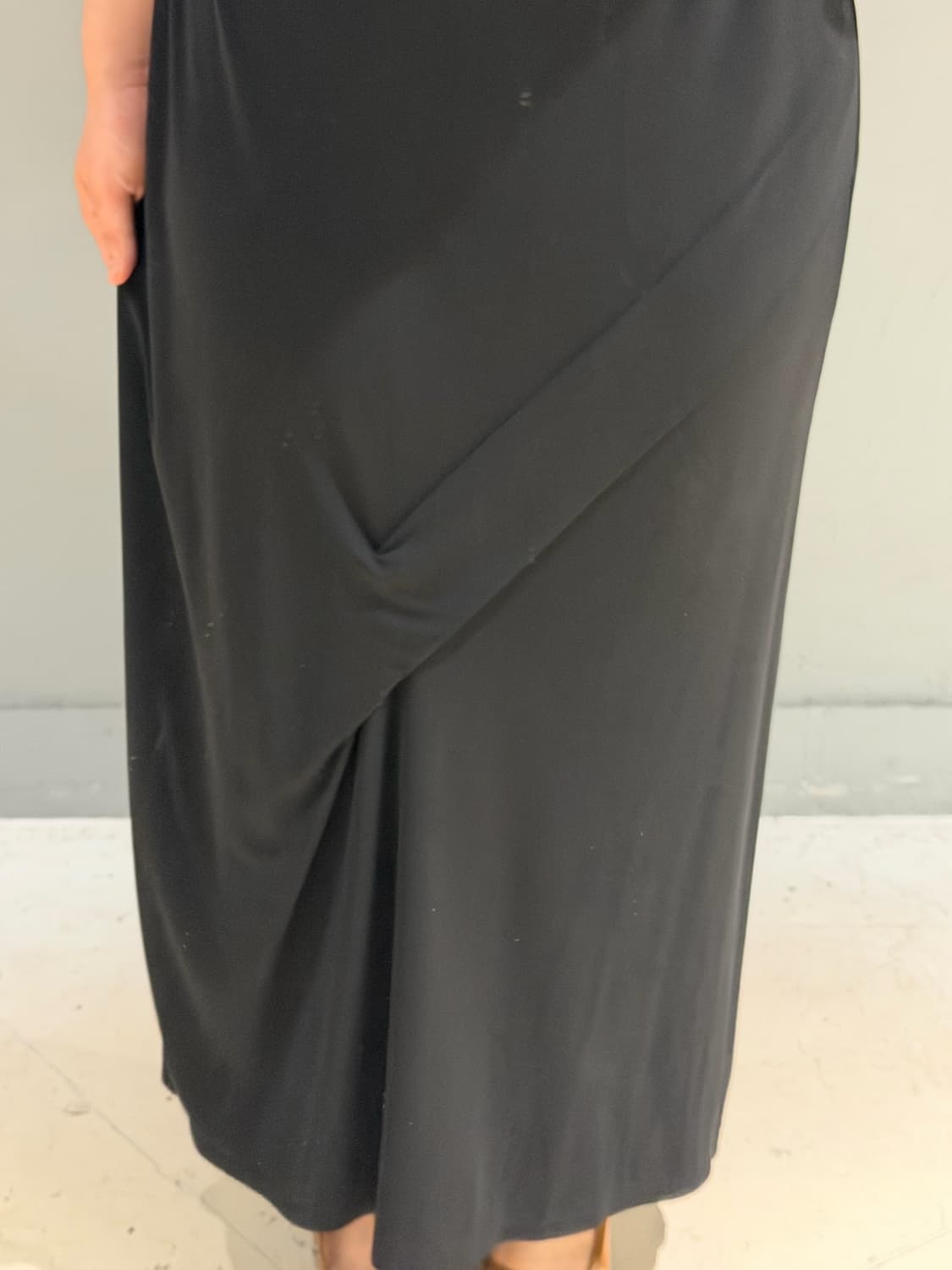 Drape wrap design maxi skirt 상품이미지4