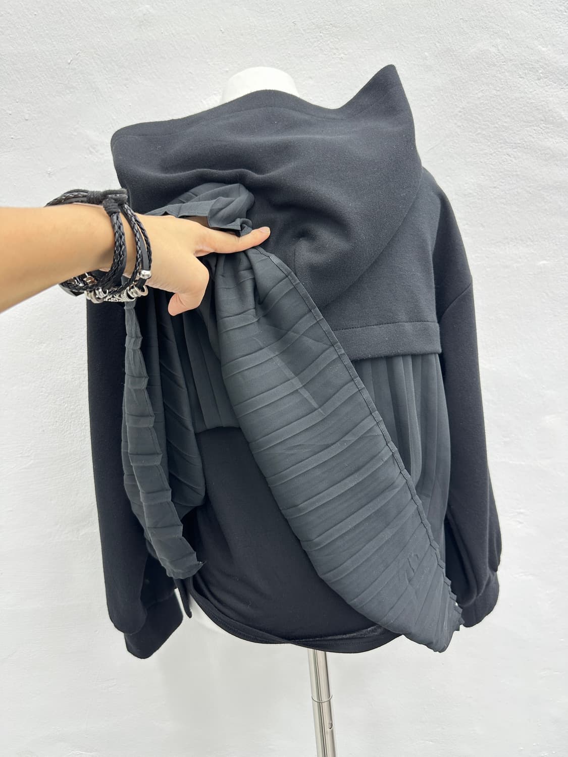 Vintage back pleats hoodie 상품이미지4