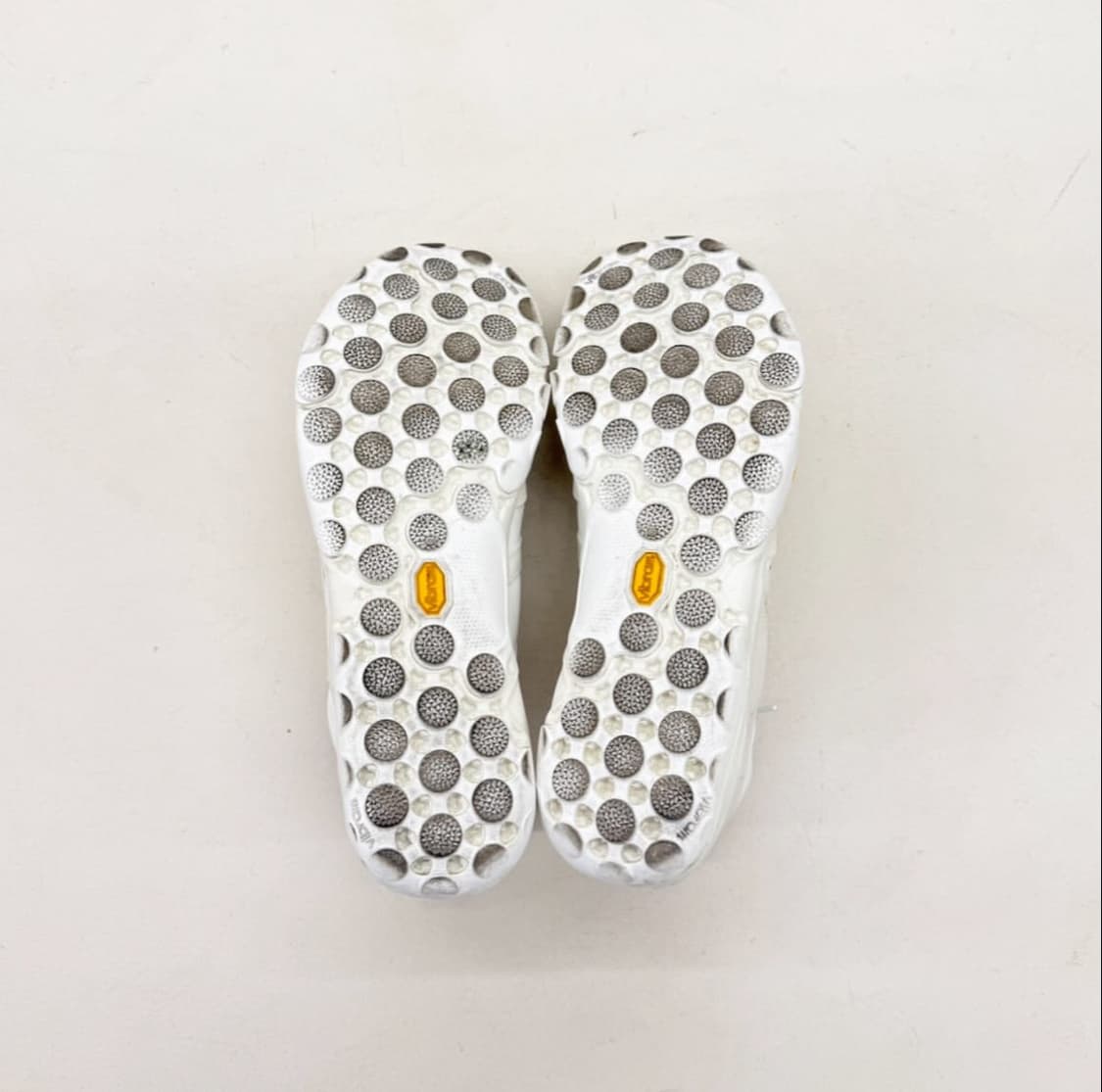 이세이미야케 x 뉴발란스 MT10O 화이트 상품이미지8