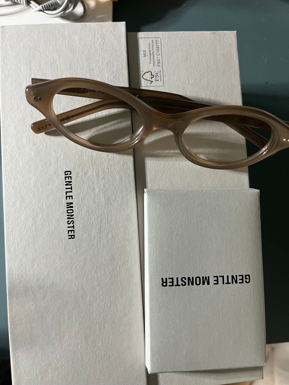 Mm111 젠틀몬스터 상품이미지1