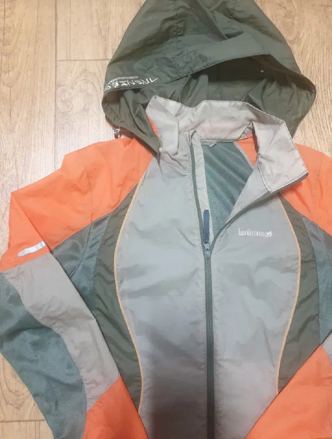 라푸마 아웃도어 바람막이 85~90 사이즈입니다 상품이미지3